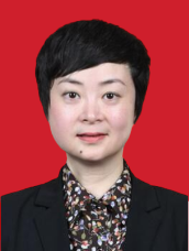 王  靖